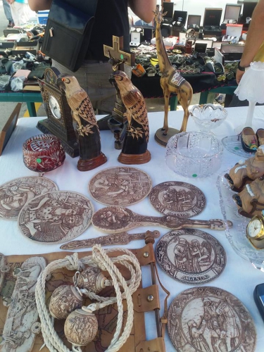 bazarul de vechituri
